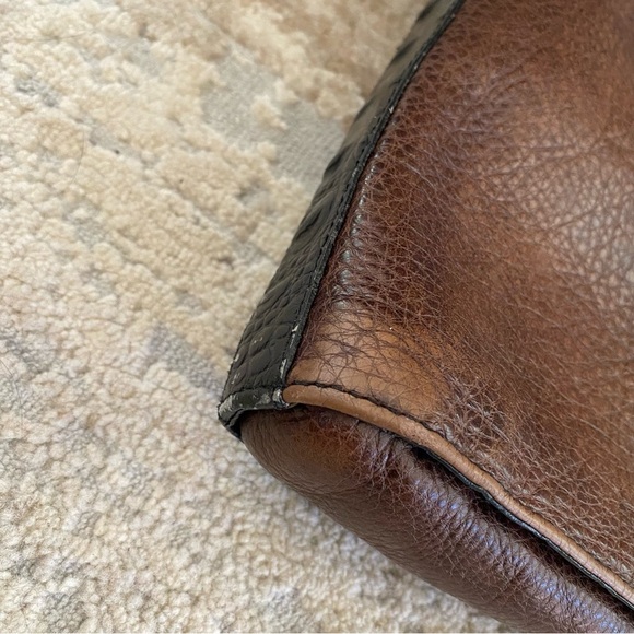 Brahmin Manhattan Croc Embossed Leather Crossbody Purse Handbag Small Brown - Picture 7 of 16